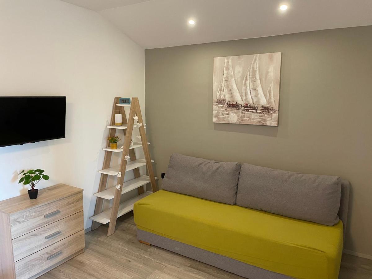 Apartmani Bm Биоград-на-Мору Экстерьер фото