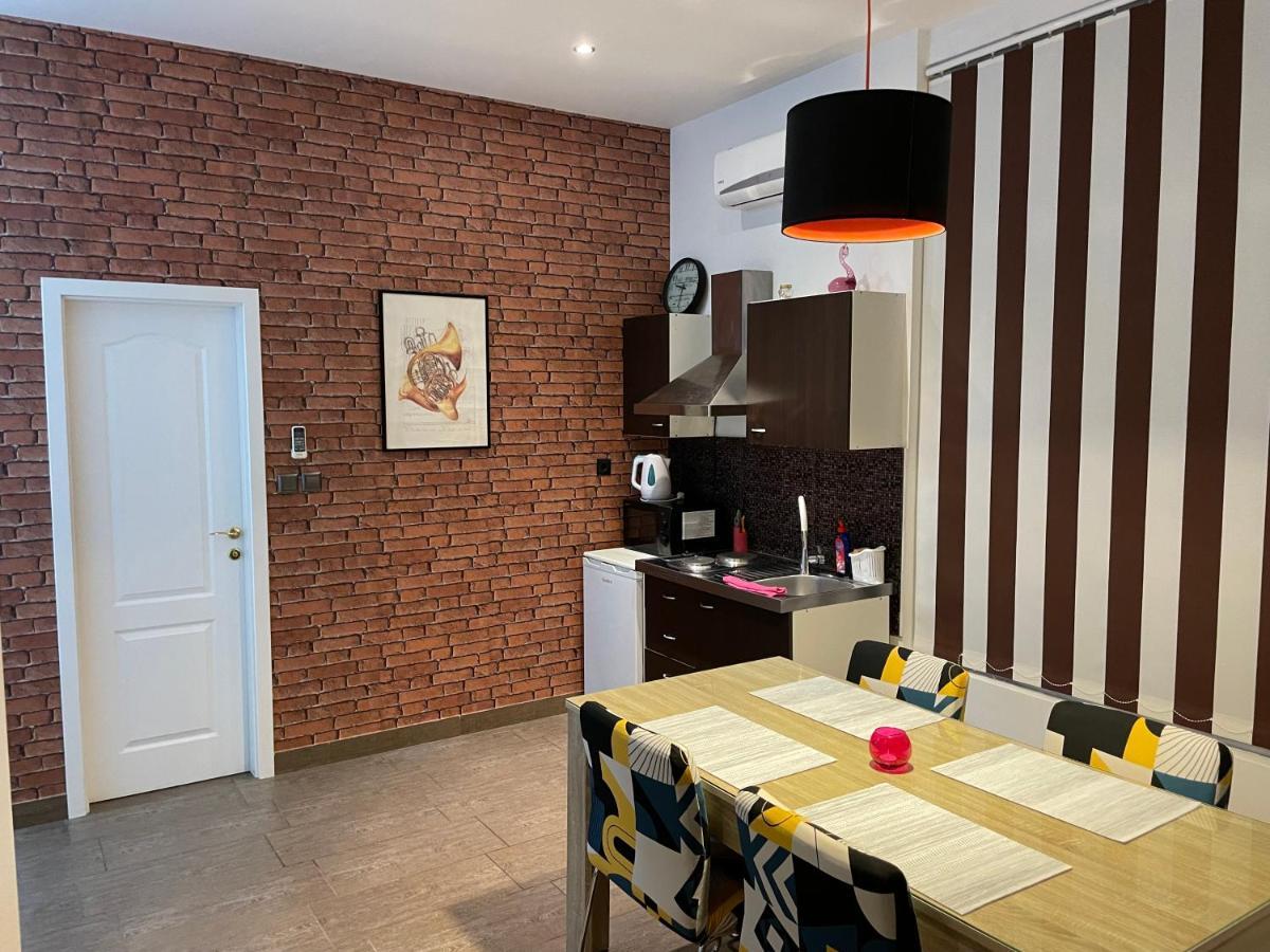 Apartmani Bm Биоград-на-Мору Экстерьер фото