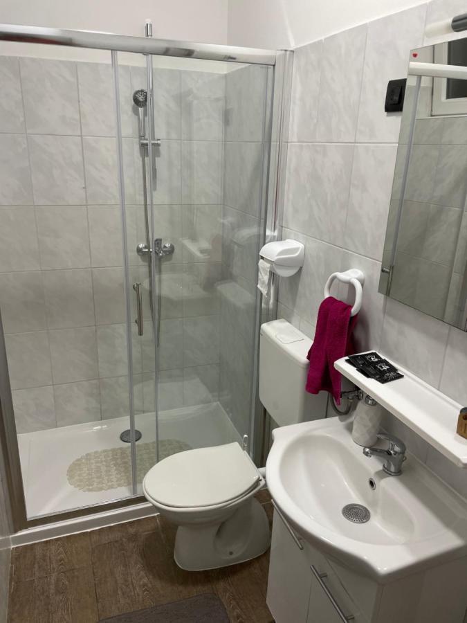 Apartmani Bm Биоград-на-Мору Экстерьер фото